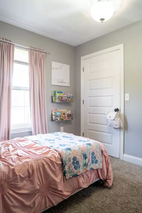 Bedroom - 4355 Keefer Rd, Corinth, KY 41010 photo 9 of 12