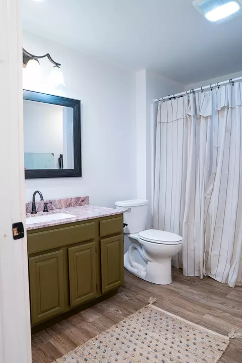 Bath - 4355 Keefer Rd, Corinth, KY 41010 photo 1 of 8