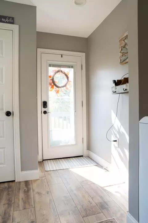 Entry Way - 4355 Keefer Rd, Corinth, KY 41010 photo 3 of 3