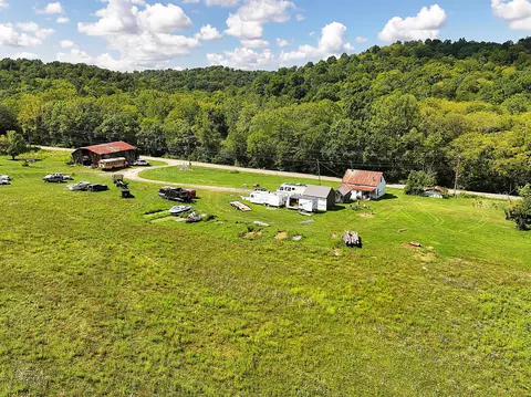669 Wellsburg Walcott Rd, Brooksville, KY 41004