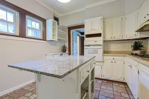 Kitchen - 49 Arcadia Ave, Lakeside Park, KY 41017 photo 3 of 3