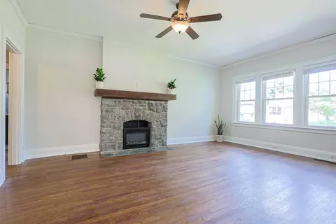 Living - 49 Arcadia Ave, Lakeside Park, KY 41017 photo 3 of 6
