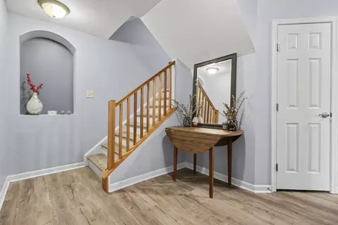 Entry Way - 844 Flint Rdg, Cold Spring, KY 41076 photo 1 of 2