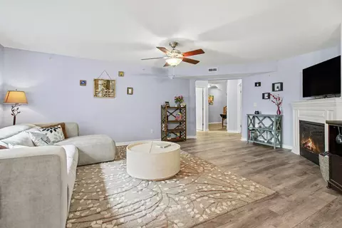 Living - 844 Flint Rdg, Cold Spring, KY 41076 photo 2 of 3