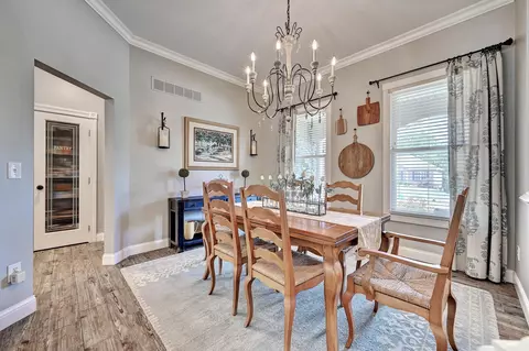 Dining - 847 Pinehurst Dr, Edgewood, KY 41017 photo 1 of 3
