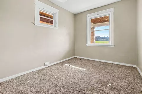 Bedroom - 1809 Russell St, Covington, KY 41014 photo 4 of 5