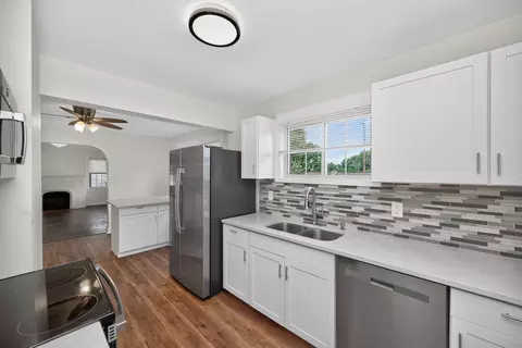 Kitchen - 73 Dudley Rd, Edgewood, KY 41017 photo 4 of 6
