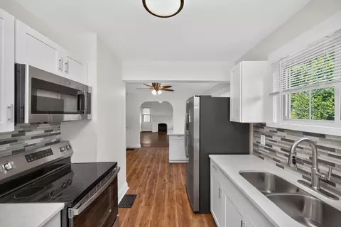 Kitchen - 73 Dudley Rd, Edgewood, KY 41017 photo 5 of 6