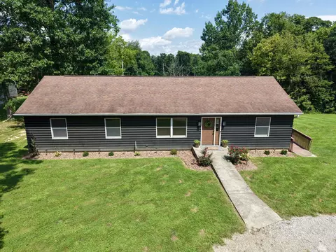 5454 Botts Ln, Petersburg, KY 41080