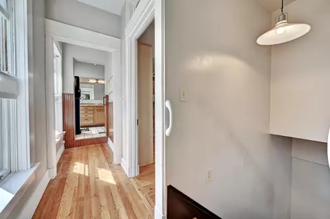Entry Way - 210 E 5th St, Covington, KY 41011 photo 6 of 6