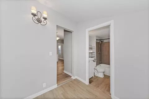 Entry Way - 309 E 13th St, Covington, KY 41011 photo 3 of 3