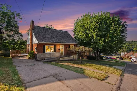 14 E Ridge Pl, Newport, KY 41071
