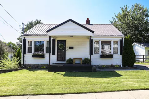 13 Summit Ave, Williamstown, KY 41097