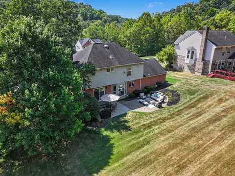 View/Area - 1988 Crescent Ter, Crescent Springs, KY 41017 photo 3 of 5