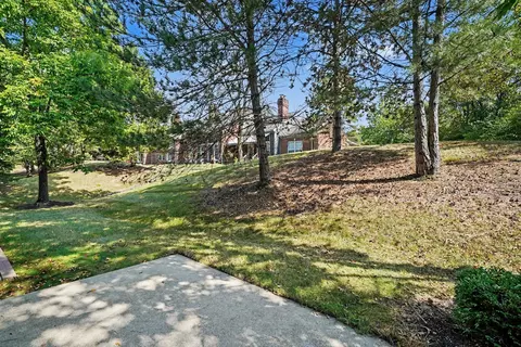 157 Summer Ln, Crestview Hills, KY 41017 photo 9