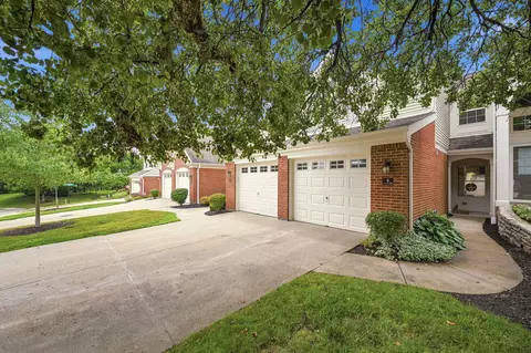 4 Springside Dr, Cold Spring, KY 41076
