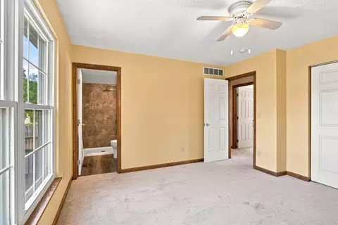 Bedroom - 3738 Jonathan Dr, Hebron, KY 41048 photo 3 of 7