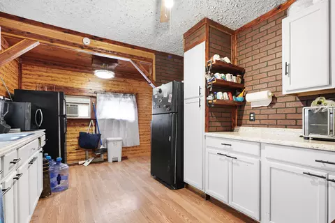 Kitchen - 3085 Point Pleasant Rd, Hebron, KY 41048 photo 3 of 4