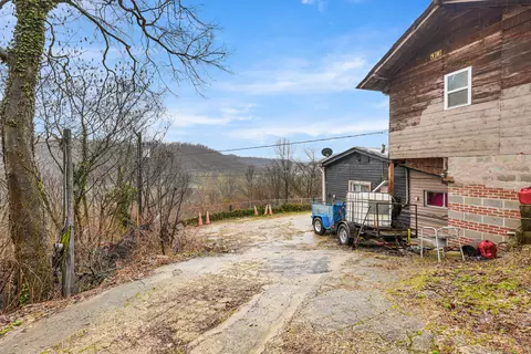 Exterior - 3085 Point Pleasant Rd, Hebron, KY 41048 photo 7 of 7