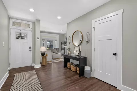Entry Way - 1826 Scott Blvd, Covington, KY 41014 photo 1 of 6