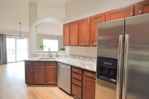 Kitchen - 2205 Rolling Hills Dr, Covington, KY 41017 photo 10 of 10