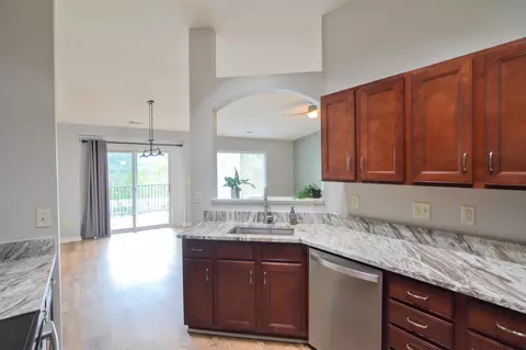 Kitchen - 2205 Rolling Hills Dr, Covington, KY 41017 photo 1 of 10