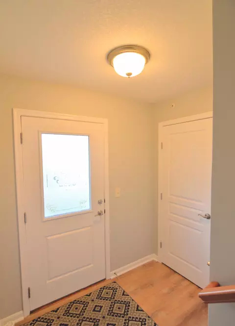 Entry Way - 2205 Rolling Hills Dr, Covington, KY 41017 photo 4 of 4