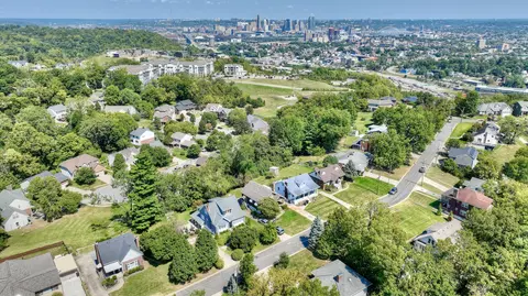 View/Area - 1116 Cecelia Ave, Park Hills, KY 41011 photo 11 of 14