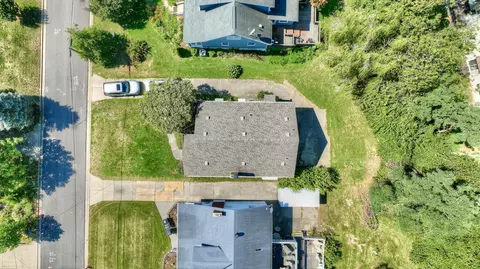 View/Area - 1116 Cecelia Ave, Park Hills, KY 41011 photo 1 of 14