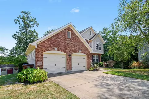 Exterior - 2250 Gribble Dr, Covington, KY 41017 photo 3 of 7