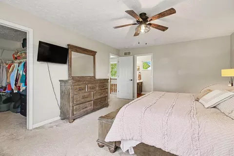 Bedroom - 2250 Gribble Dr, Covington, KY 41017 photo 3 of 6
