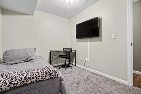 Bedroom - 2250 Gribble Dr, Covington, KY 41017 photo 5 of 6