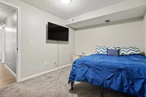 Bedroom - 2250 Gribble Dr, Covington, KY 41017 photo 6 of 6