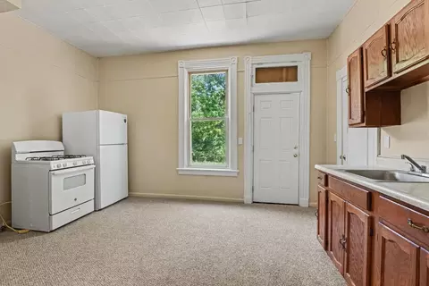 Kitchen - 3605 Glenn Ave, Covington, KY 41015 photo 3 of 5