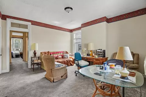 Living - 3605 Glenn Ave, Covington, KY 41015 photo 1 of 3