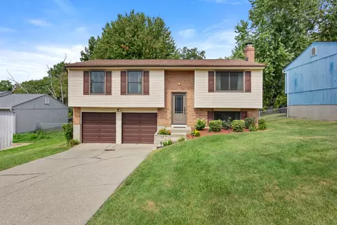 Exterior - 8 Crystal Lake Dr, Covington, KY 41017 photo 6 of 7