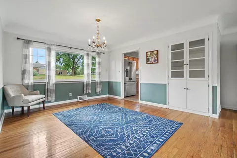 Living - 112 Warwick Ct, Crestview Hills, KY 41017 photo 5 of 5