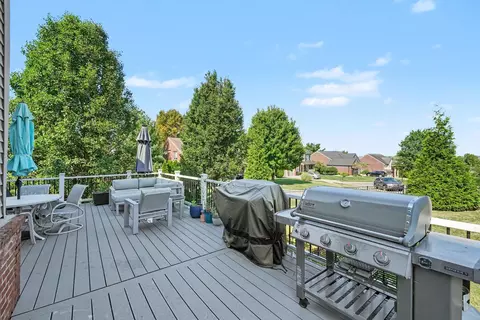 Exterior - 417 Glengarry Way, Fort Wright, KY 41011 photo 3 of 6