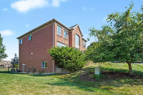 Exterior - 417 Glengarry Way, Fort Wright, KY 41011 photo 2 of 6