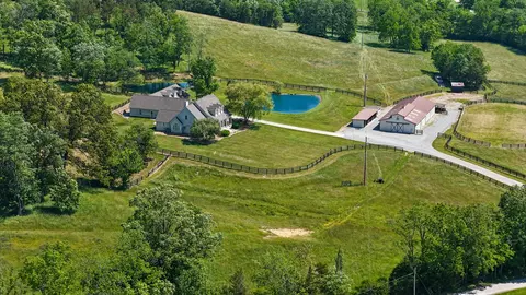 2604 Boyers Chapel Rd, Sadieville, KY 40370
