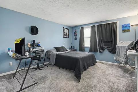 Bedroom - 24 Hideaway Dr, Covington, KY 41017 photo 1 of 8