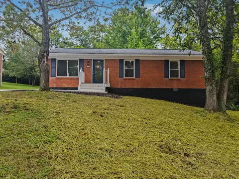 305 Spillman Dr, Dry Ridge, KY 41035
