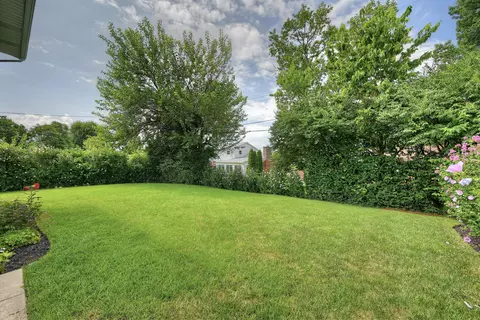 Exterior - 249 N Ashbrook Cir, Lakeside Park, KY 41017 photo 3 of 6