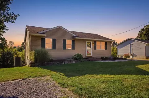 8 Lakeview Dr, Williamstown, KY 41097
