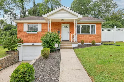 209 Clover Ridge Ave, Fort Thomas, KY 41075