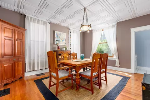 Dining - 25 Wallace Ave, Covington, KY 41014 photo 1 of 2