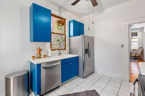 Kitchen - 25 Wallace Ave, Covington, KY 41014 photo 4 of 5