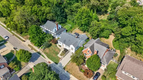 View/Area - 1014 Jackson Rd, Park Hills, KY 41011 photo 1 of 16