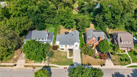 View/Area - 1014 Jackson Rd, Park Hills, KY 41011 photo 2 of 16