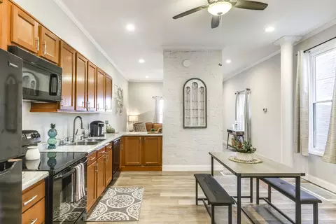 Kitchen - 415 W 21st St, Covington, KY 41014 photo 2 of 2